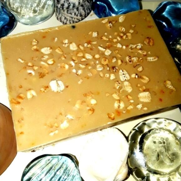 𝅺HAND crafted BERGAMOT & OATS SOAP BAR - Picture 1 of 7